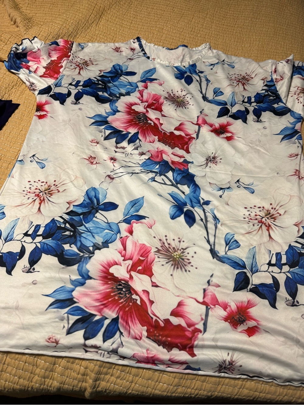 2 Women's Floral Print PJs